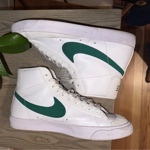 NIKE BLAZER MID '77 VINTAGE CASUAL SHOES